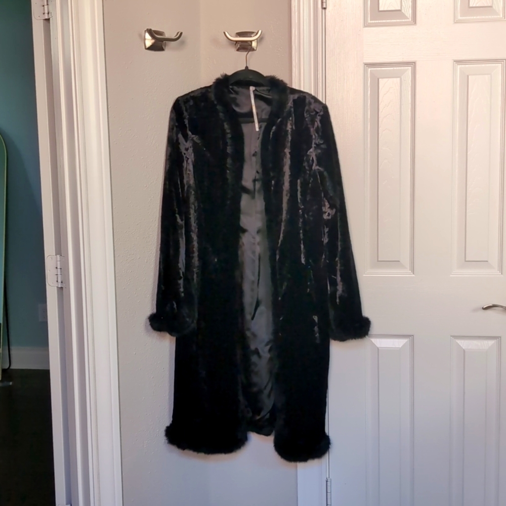 Max studio vegan fur coat